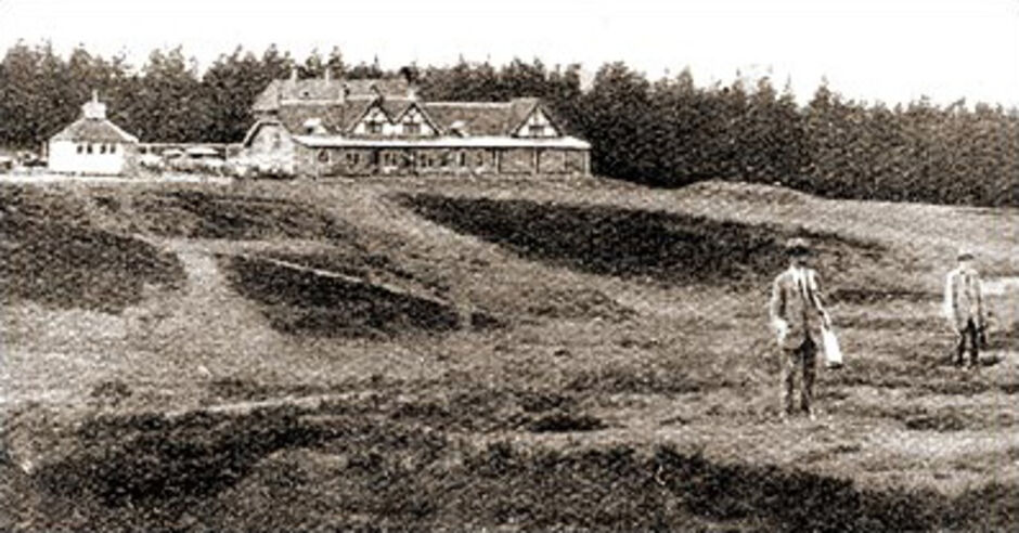 Early Clubhouse